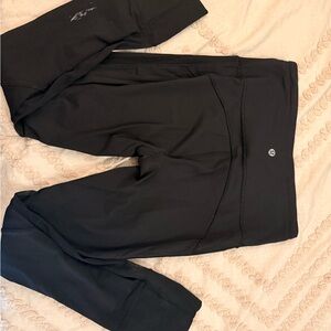 lululemon athletica Hit It 21” crop, pockets, mesh, Black Leggings